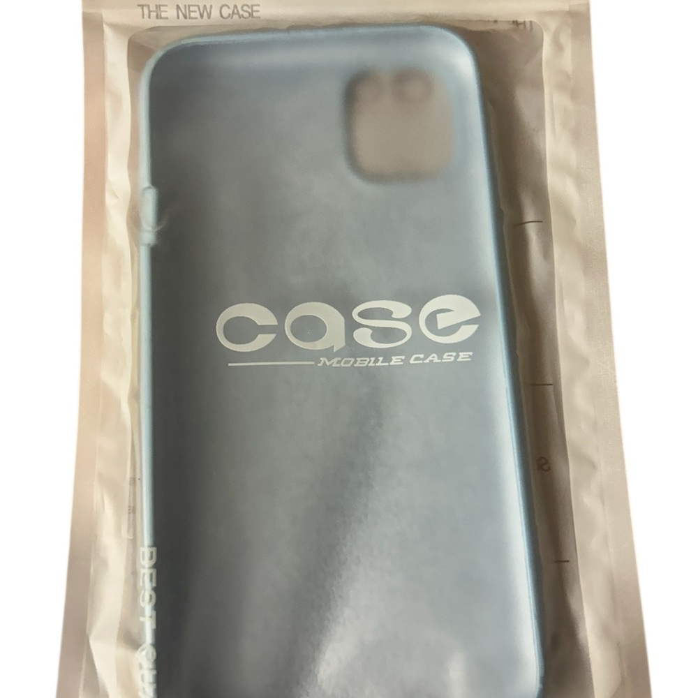 🛍️Blue iPhone 13 Case-New!